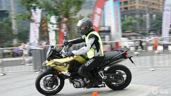 西安机车店吃瓜,吃瓜群众的欢乐聚集地