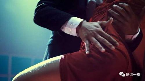 男生出轨吃瓜,出轨风波背后的真相与反思