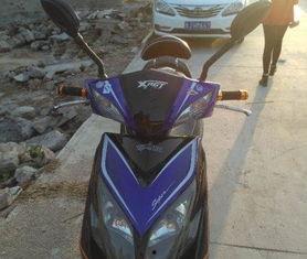 贵阳摩托吃瓜,一幕幕趣味横生的市井生活